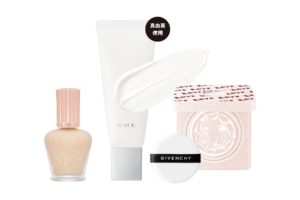 左から：美容液成分約90%に刷新。モイスチュアライジング ファンデーション プライマー 01 SPF15/PA+ 全3色 ¥3,850（ポール & ジョー ボーテ）、スムースフィット ポアレスベース 01 SPF4/PA+ 35g ¥4,180（RMK Division） 、ランタンポレル ブロッサム クリーム コンパクト SPF15/PA+ ¥9,680（パルファム ジバンシイ）