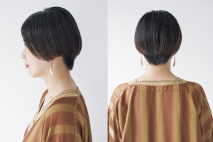 ヘアスタイルの好きなところは？ 「ロングだったころは躊躇していた甘めのデザインの服もバランスよく着こなせておしゃれの幅が広がりました」 ショートヘアにしたきっかけは？ 「周りに素敵なショートヘアの女性が増えてきて、自然と憧れるようになり、思いきってカットしました」 サロン名と担当者は？ 「LAURUNの青柳美恵さん。ご本人のファッションセンスも抜群なので、安心して委ねることができます」