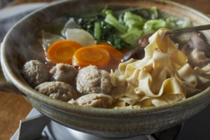 鶏だんごと野菜の豆腐干ちゃんこ鍋