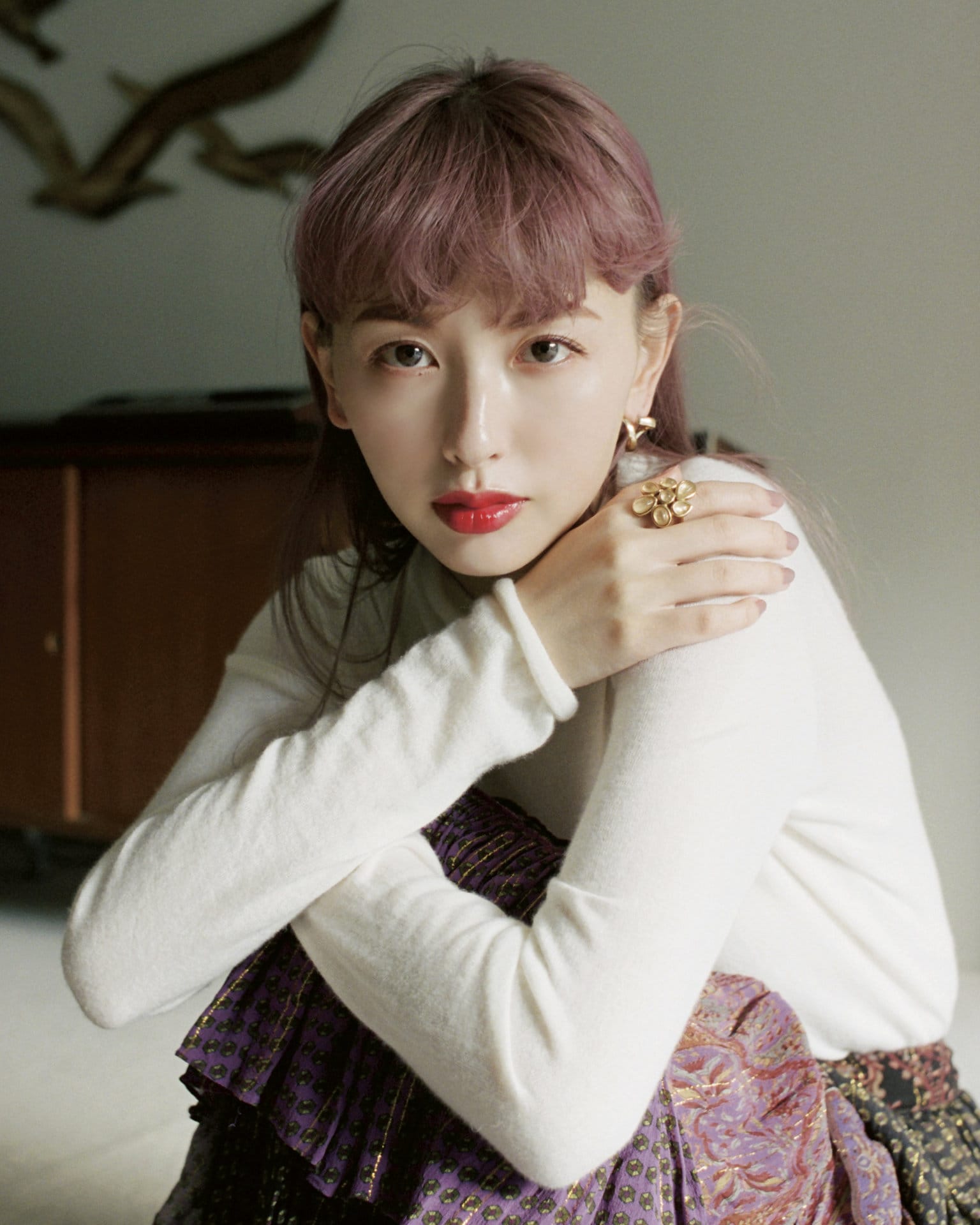 鈴木えみがメイクトリップ 21年注目のホリディ限定コスメはコレ Otona Muse