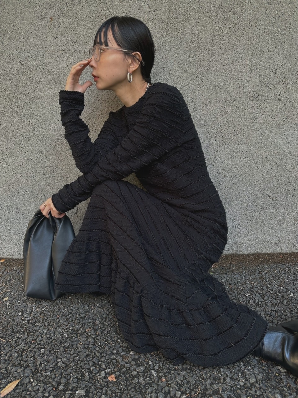 黒石奈央子さんが着るAMERIのドレス