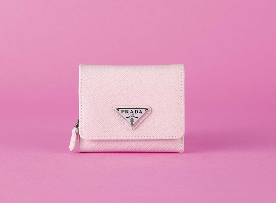 プラダのピンクのミニ財布
