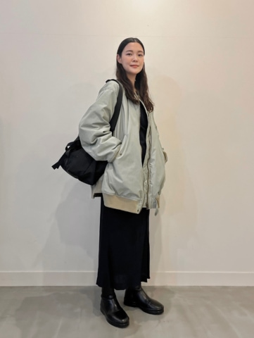 Shinzoneデザイナー河合亜季さんのブーツスタイルトップ