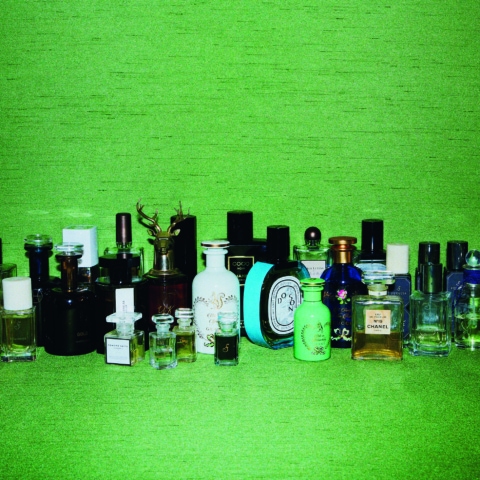 香水ボトル　スタイリスト風間ゆみえの「香水と私の８つの話」