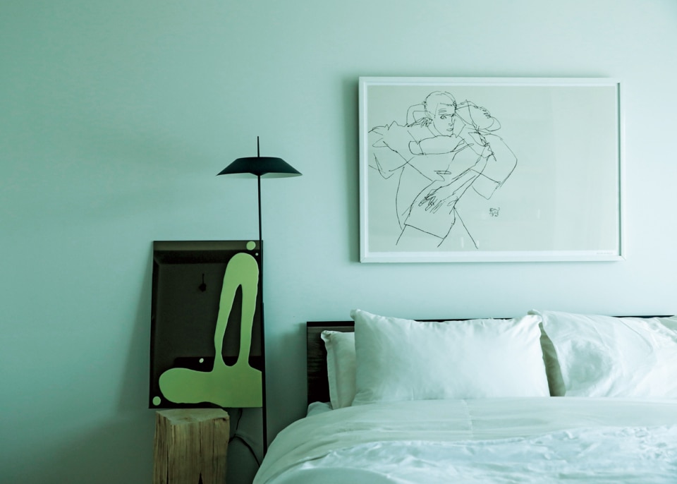 黒石奈央子、自宅、インテリア、ベッドルーム、寝室、アート