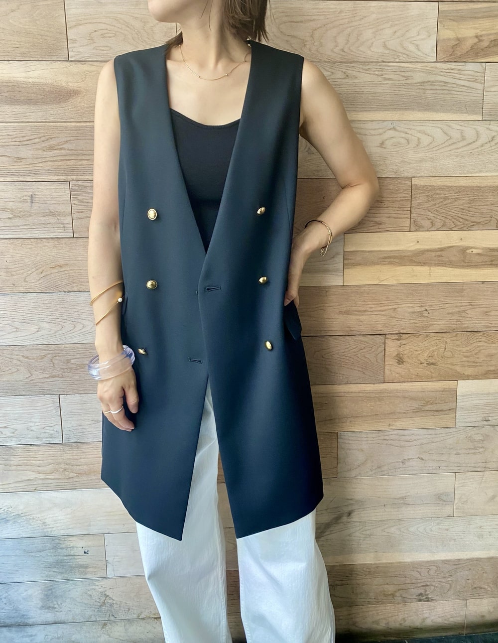 【365 DAYS SNAP】JOURNAL STANDARD L’ESSAGE 銀座店ショップスタッフ 内田麻衣子さんのモノトーンスタイル