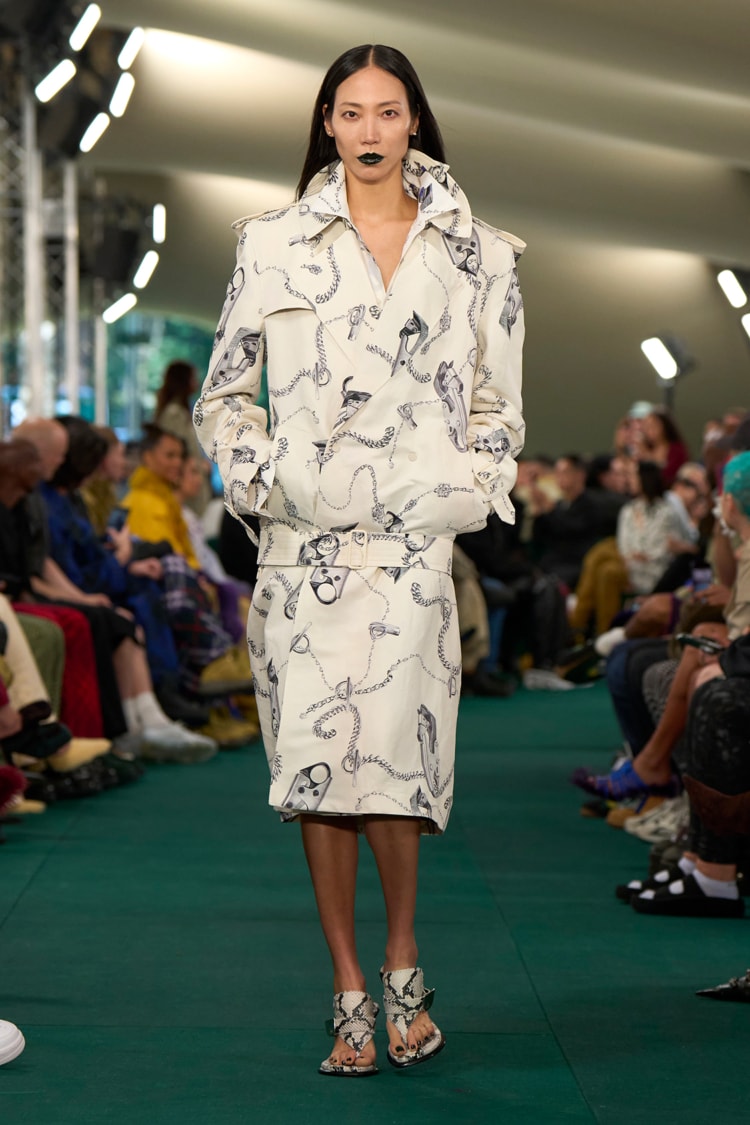 BURBERRY 2024 SPRING SUMMER_005