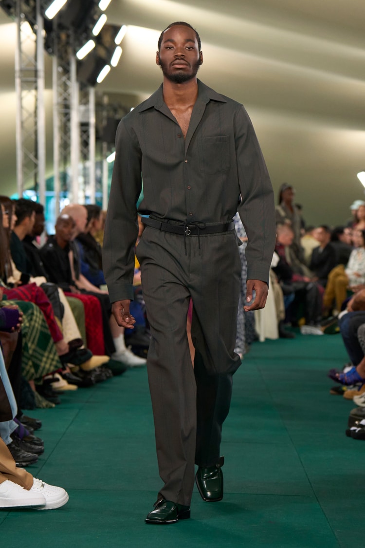 BURBERRY 2024 SPRING SUMMER_034