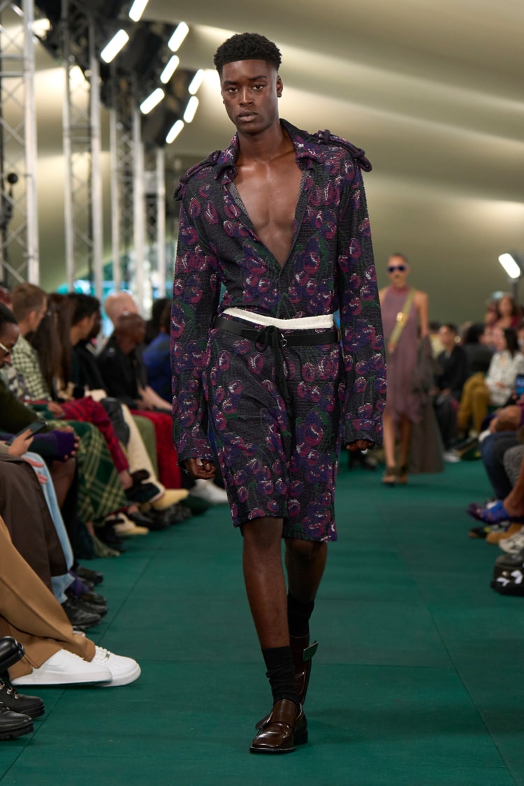 BURBERRY 2024 SPRING SUMMER_038