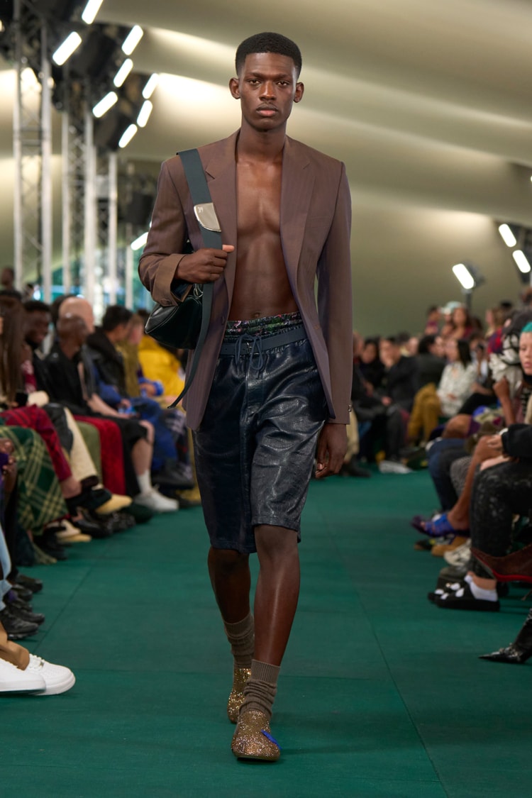 BURBERRY 2024 SPRING SUMMER_041