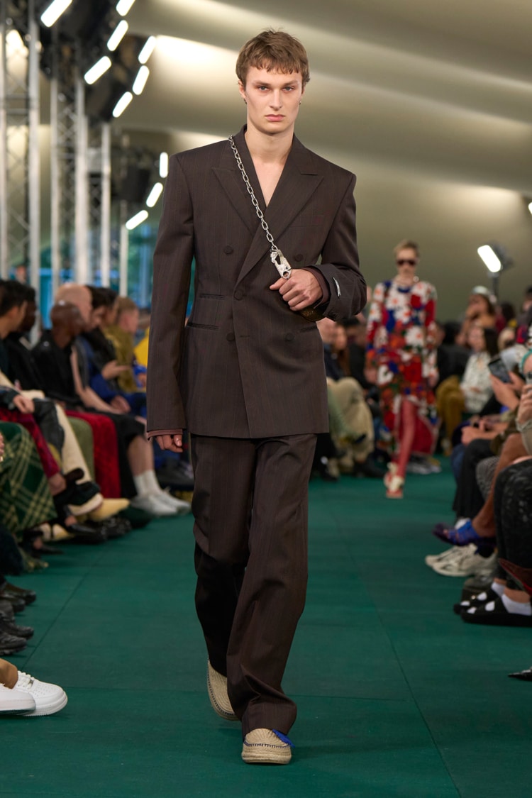 BURBERRY 2024 SPRING SUMMER_049