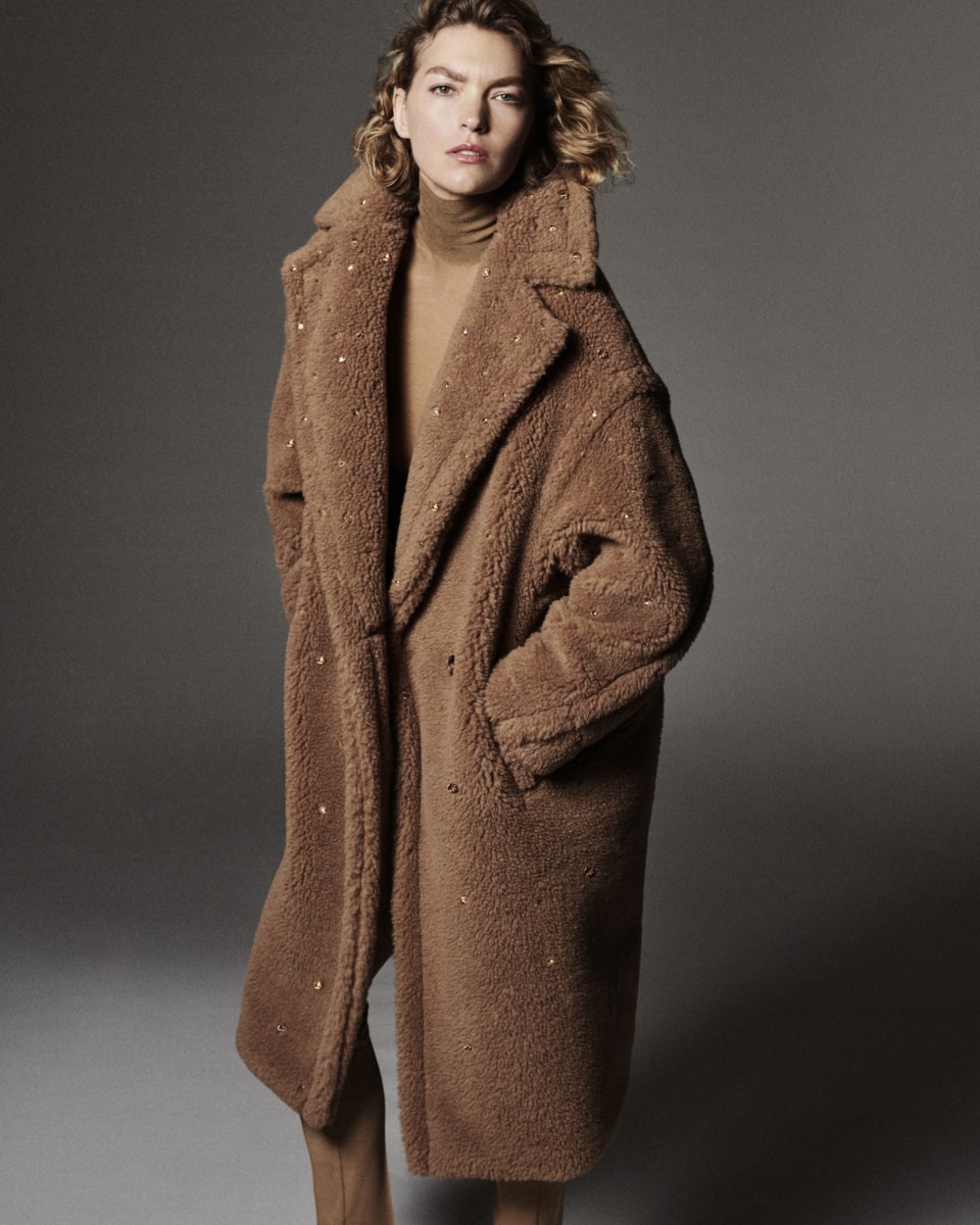 キッズサイズも登場【Max Mara】テディベア コートが今年で誕生