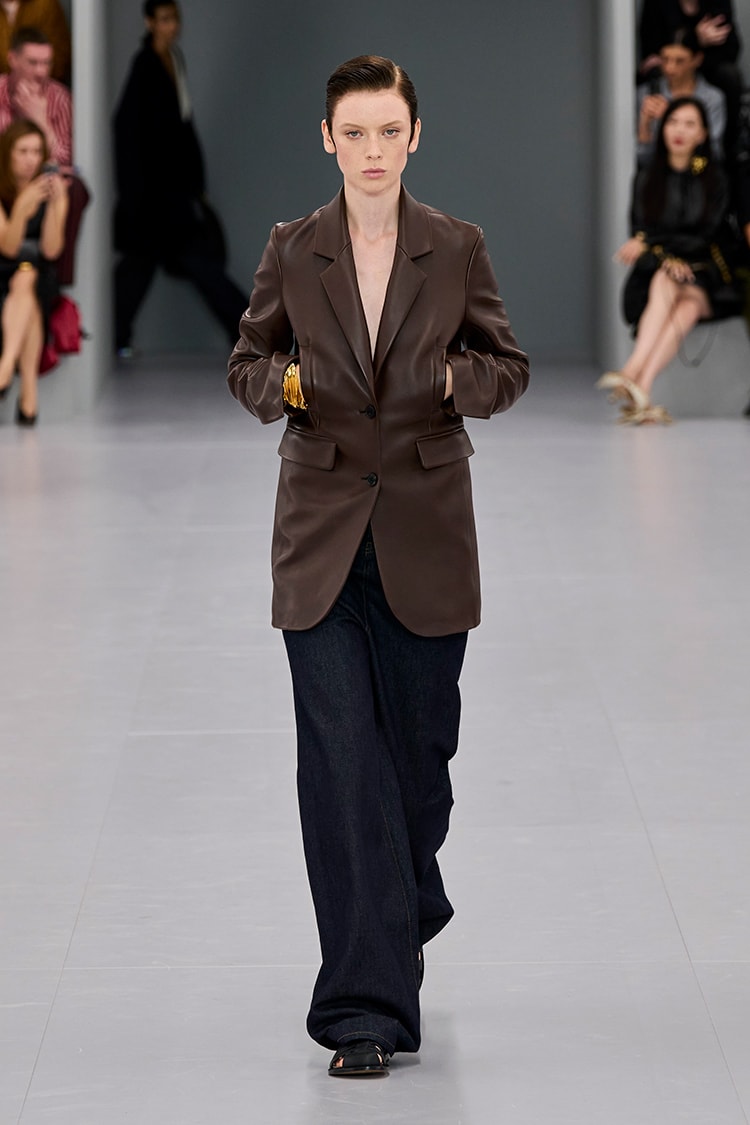 LOEWE 2024 SPRING SUMMER_010