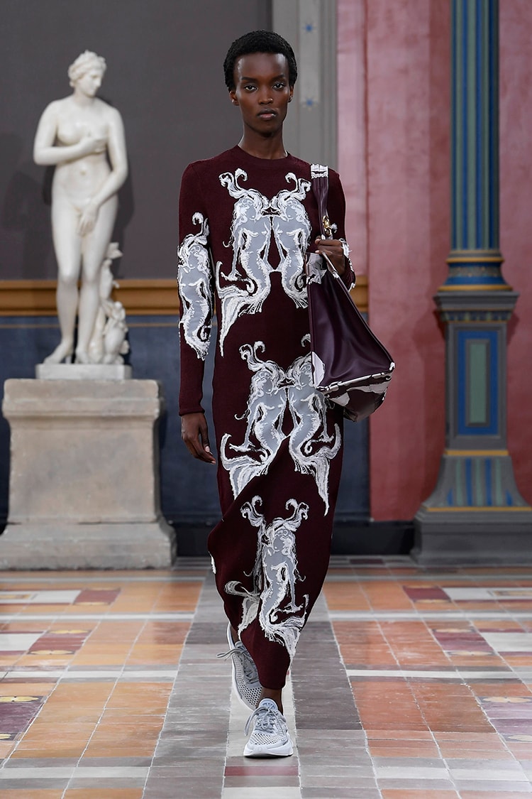 VALENTINO 2024 SPRING SUMMER_014