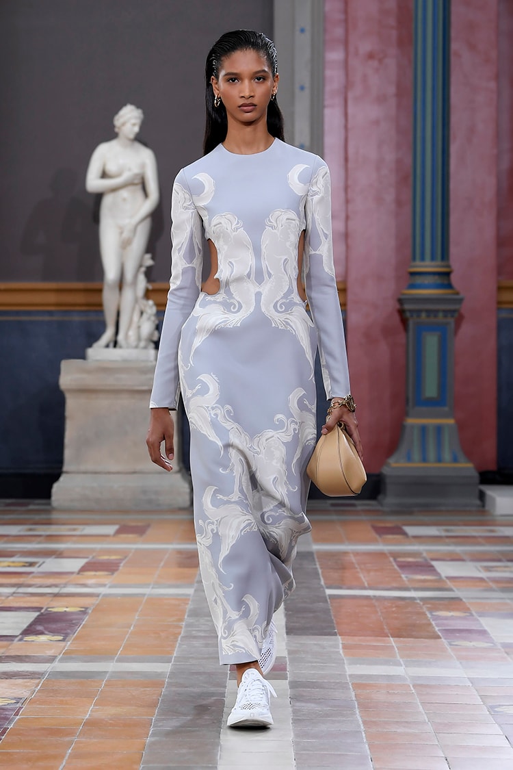 VALENTINO 2024 SPRING SUMMER_043