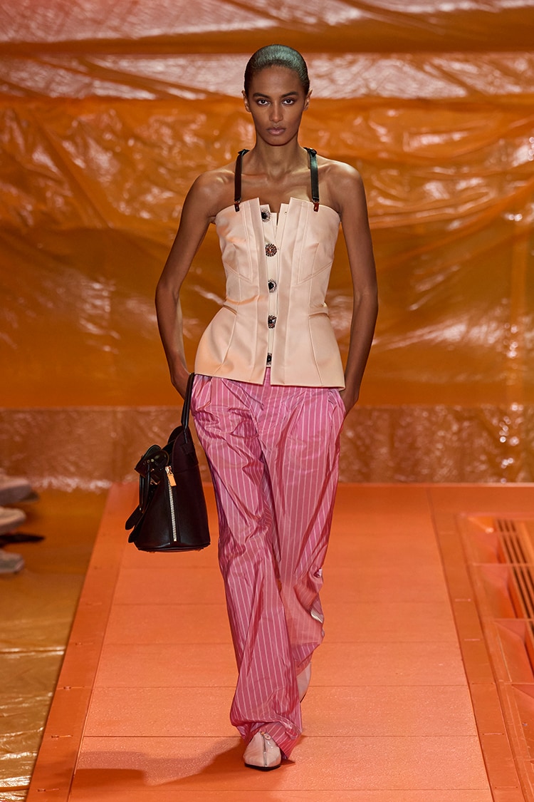 LOUIS VUITTON 2024 SPRING SUMMER_012