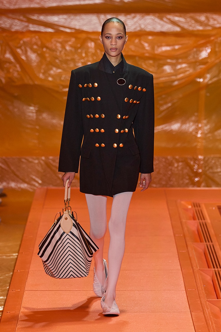 LOUIS VUITTON 2024 SPRING SUMMER_037