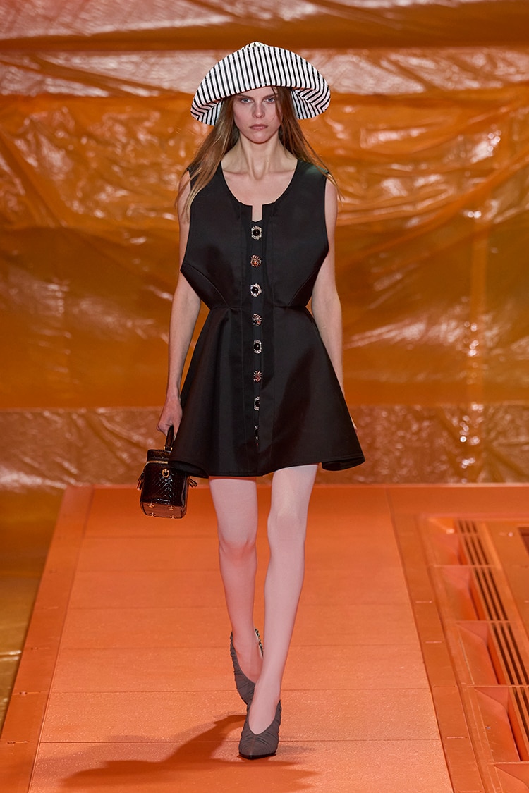 LOUIS VUITTON 2024 SPRING SUMMER_039