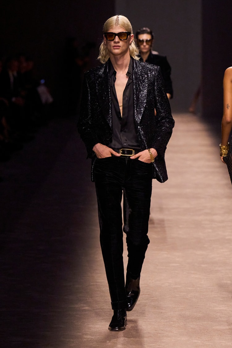 TOM FORD 2024 SPRING SUMMER_046