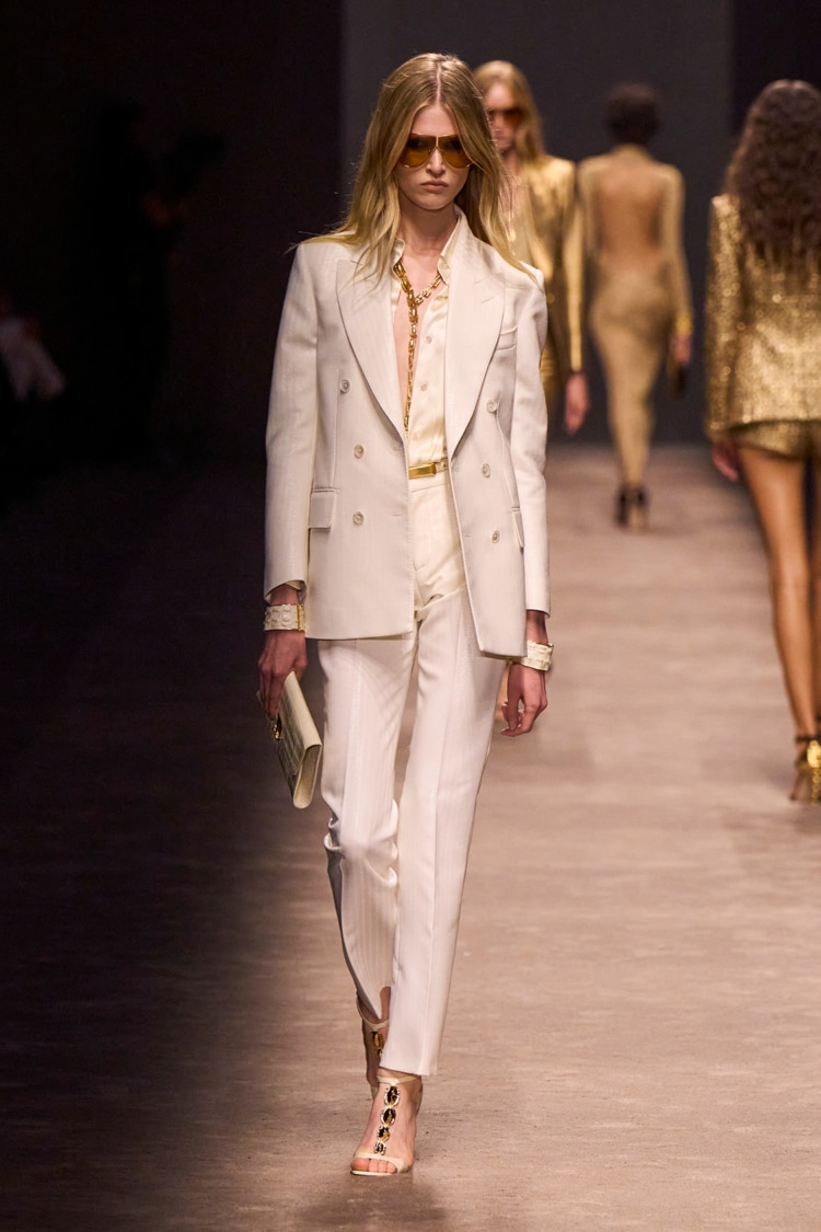 TOM FORD 2024 SPRING SUMMER_056