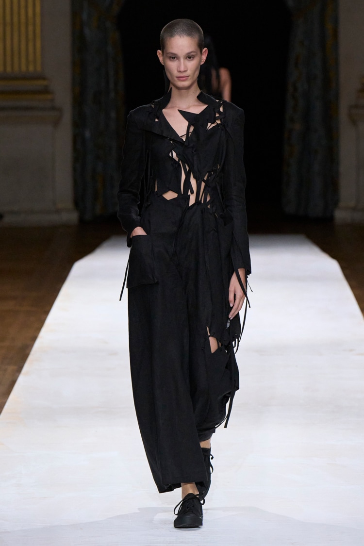 Yohji Yamamoto 2024 SPRING SUMMER_022