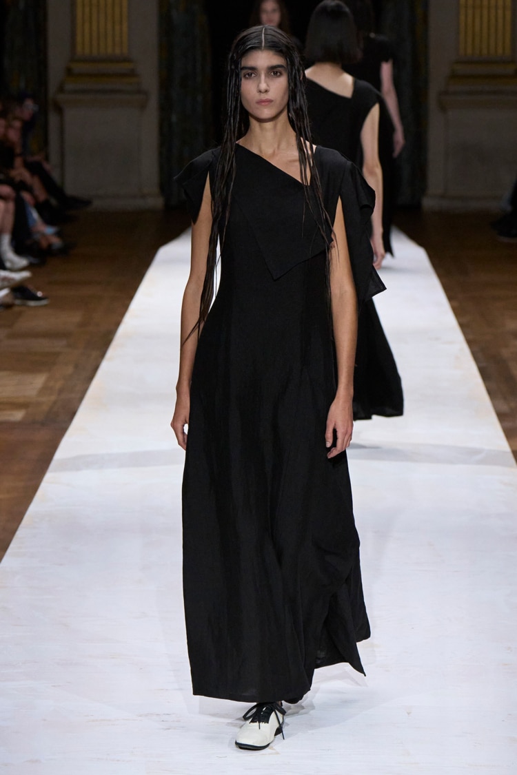 Yohji Yamamoto 2024 SPRING SUMMER_043