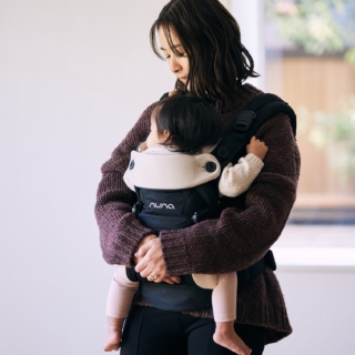 【nuna】 スタイリスト百々千晴さんとナビ！ ファッショナブル＆疲れない、ベビーキャリア