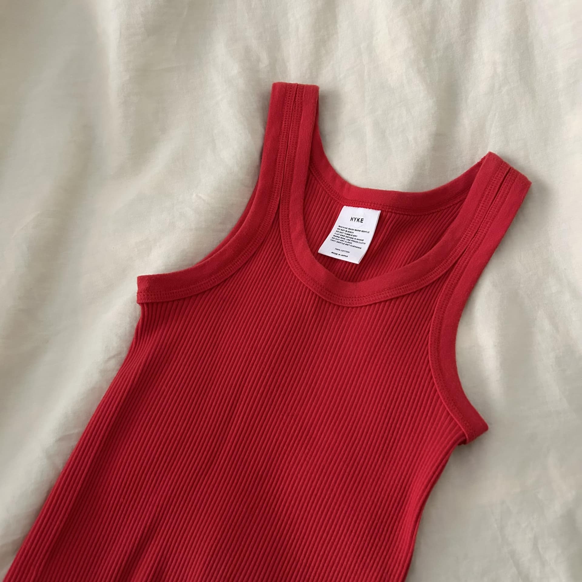 DC60CAF8-DD0B-4EBE-BEAC-