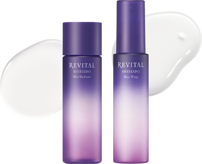 左から：リバイタル スキンハイドレーター［医薬部外品］ 150mL ¥9,020  