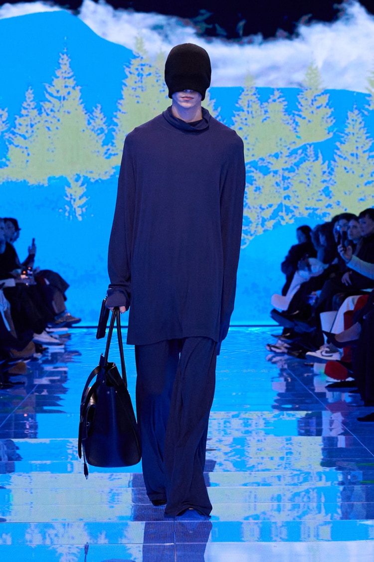 BALENCIAGA 2024-25 AUTUMN WINTER_021