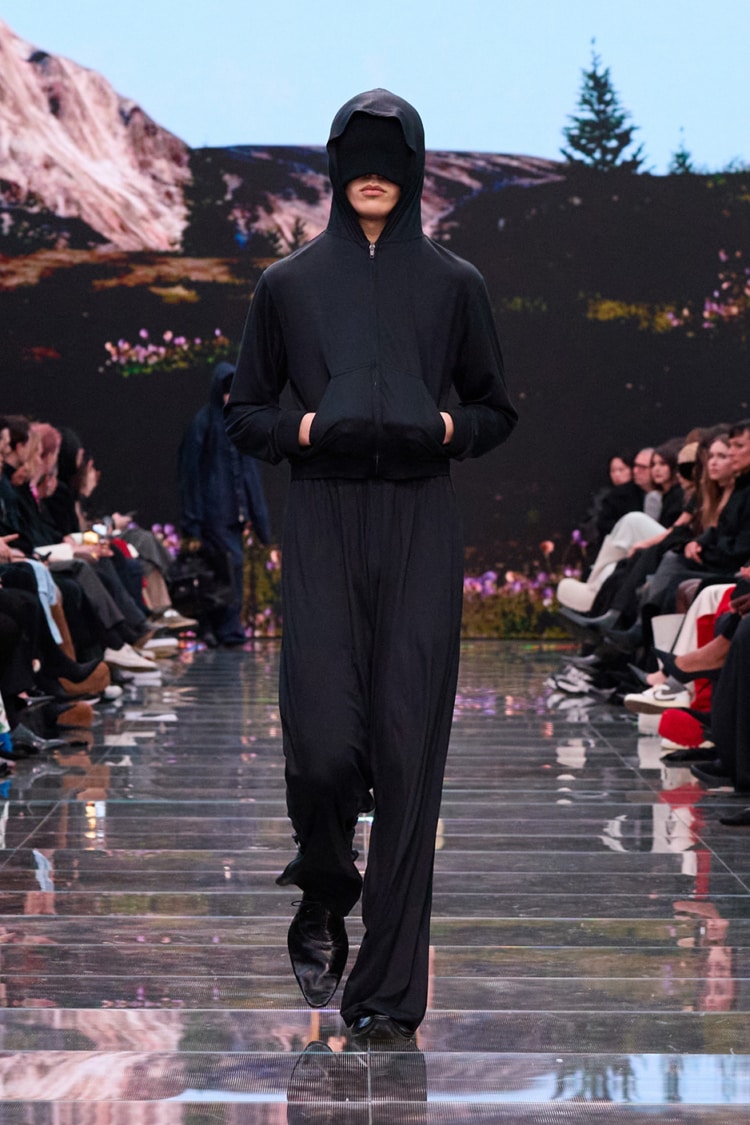 BALENCIAGA 2024-25 AUTUMN WINTER_023