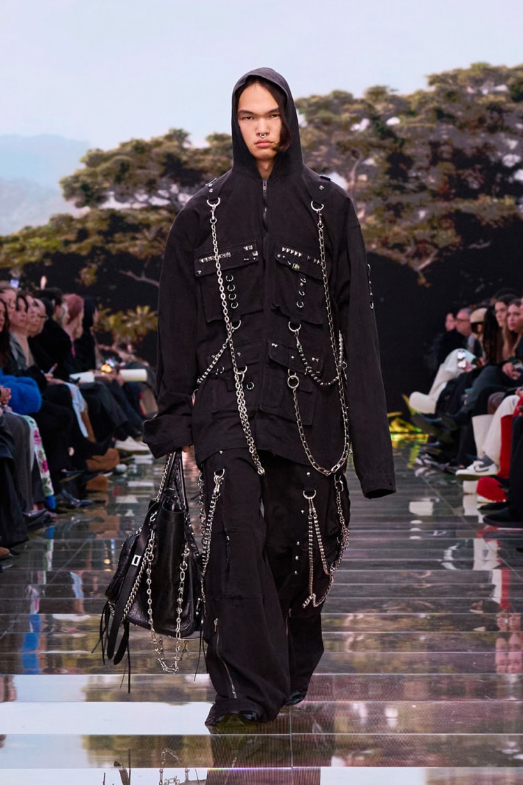 BALENCIAGA 2024-25 AUTUMN WINTER_029