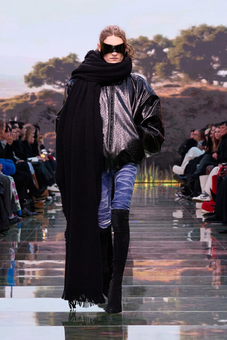 BALENCIAGA 2024-25 AUTUMN WINTER_030