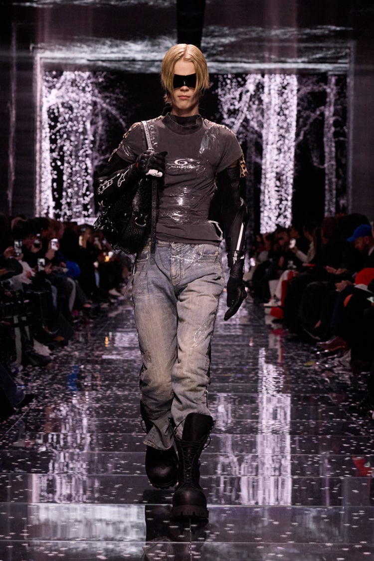 BALENCIAGA 2024-25 AUTUMN WINTER_056