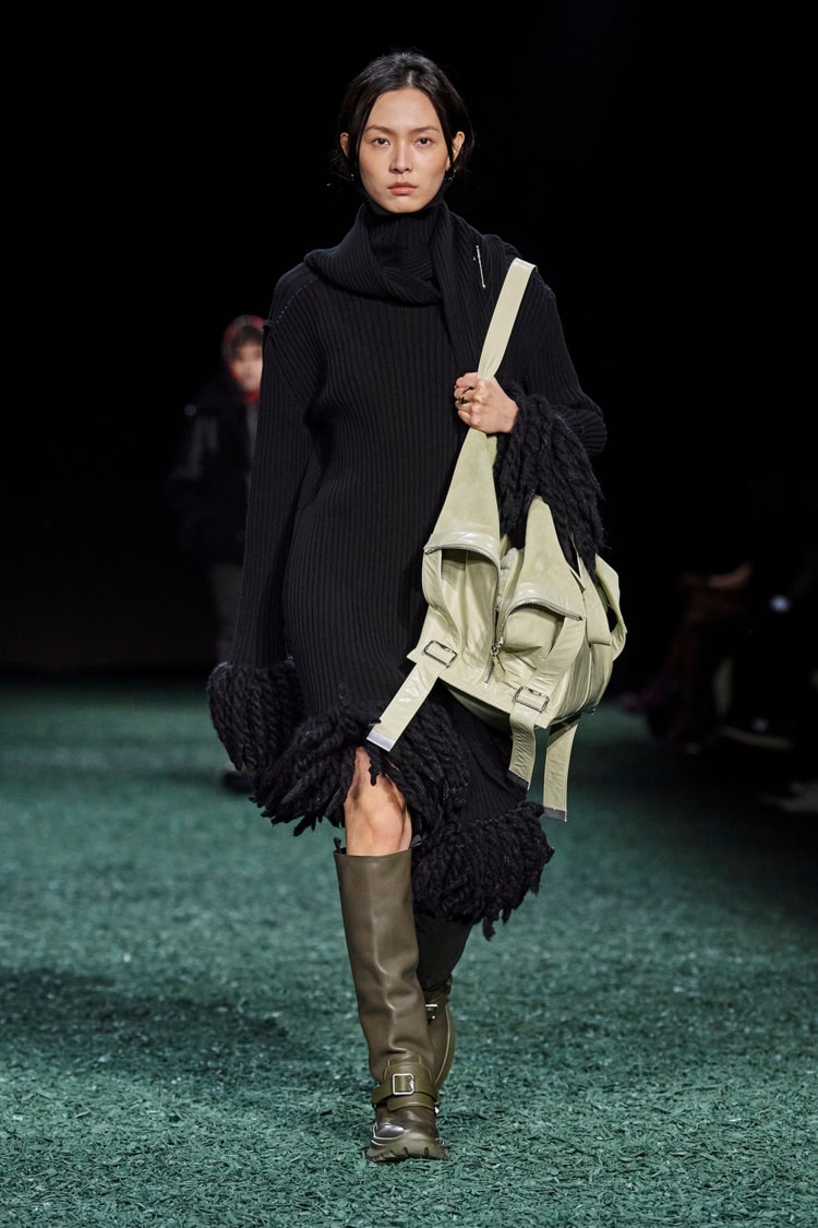 BURBERRY 2024-25 AUTUMN WINTER_038