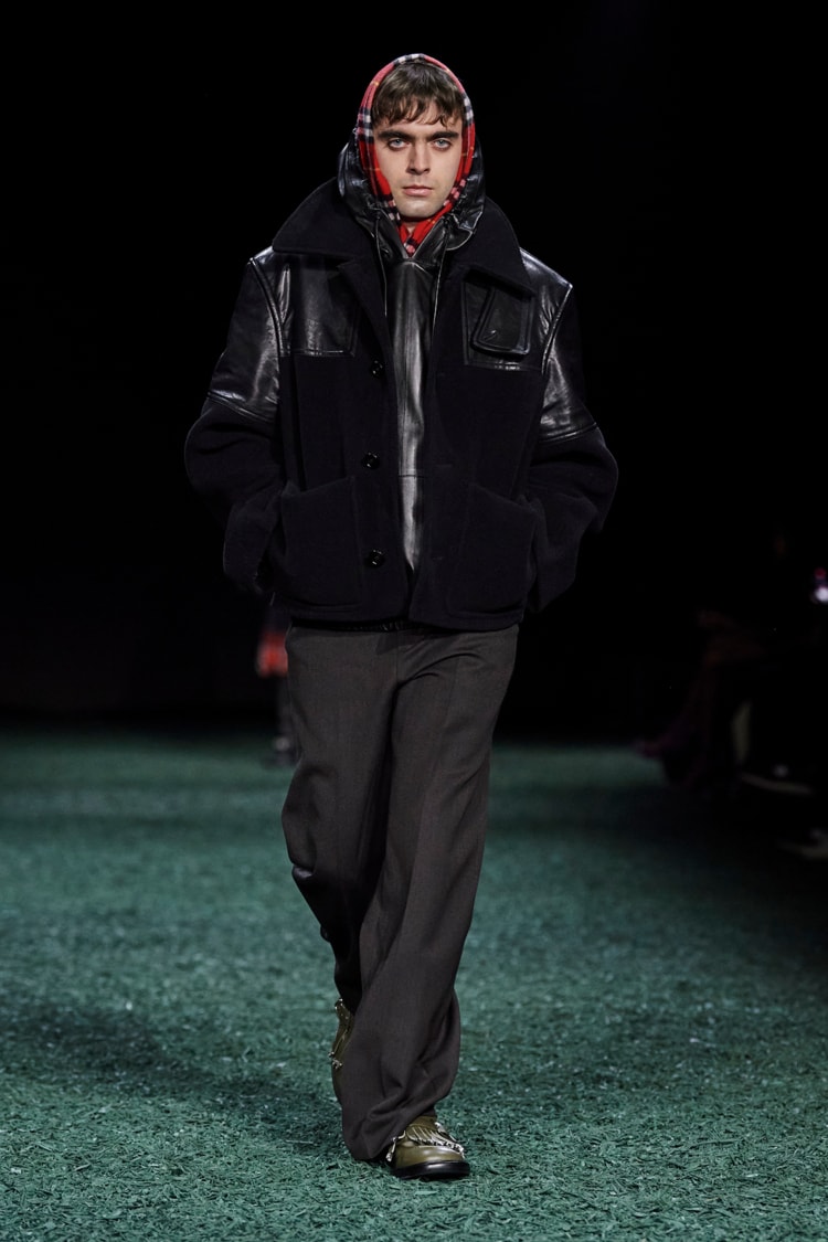 BURBERRY 2024-25 AUTUMN WINTER_039