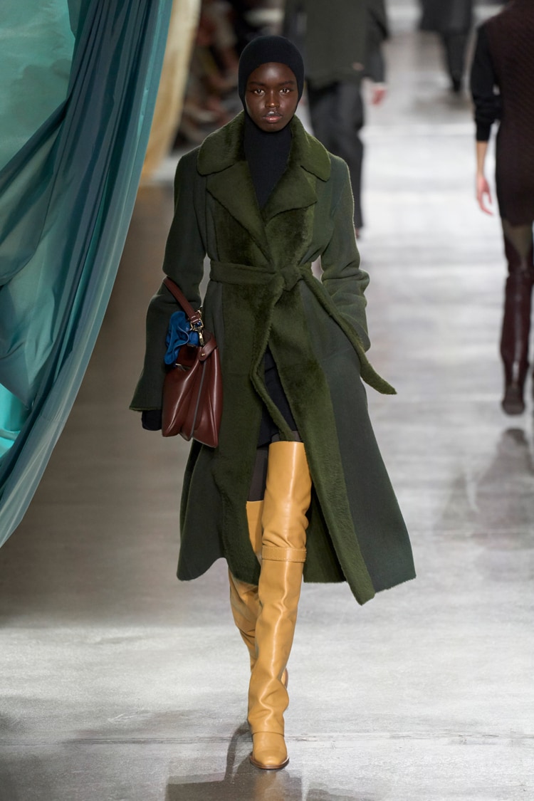 FENDI 2024-25 AUTUMN WINTER_014