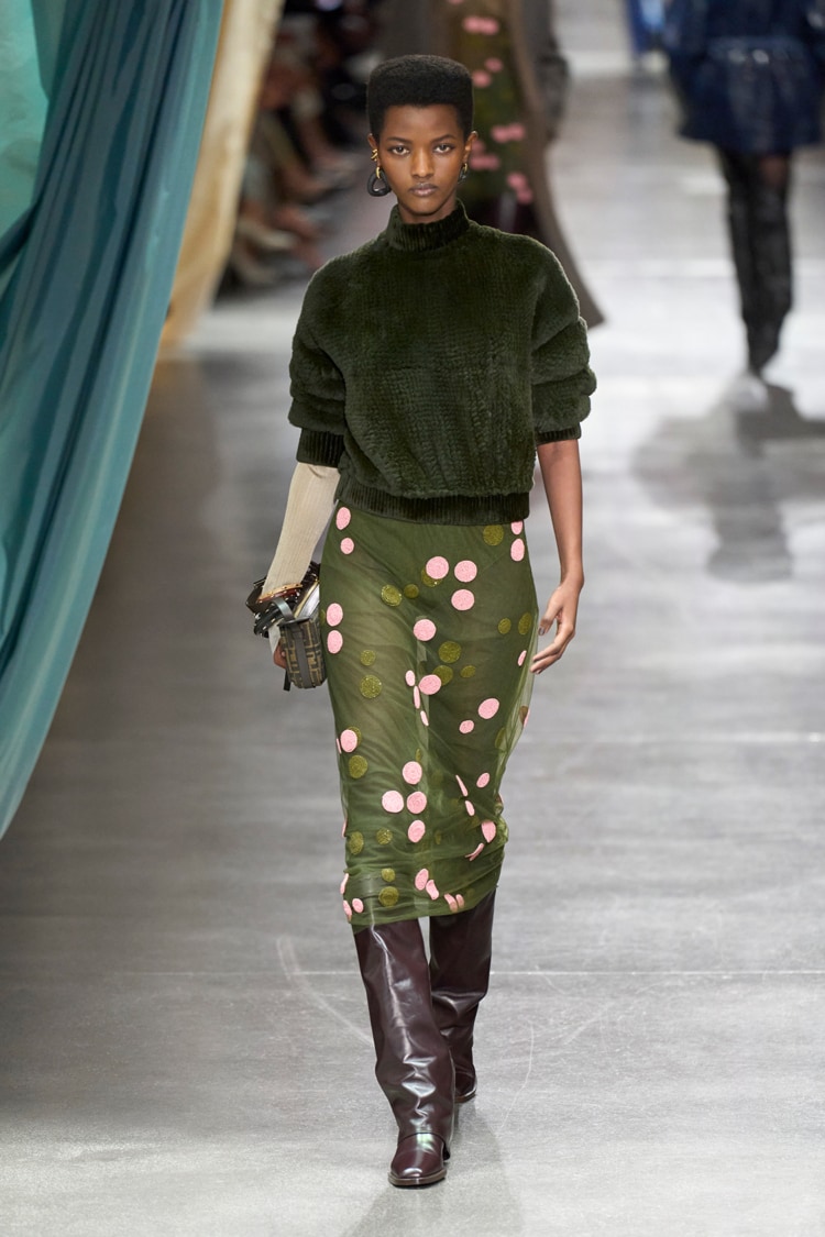 FENDI 2024-25 AUTUMN WINTER_029