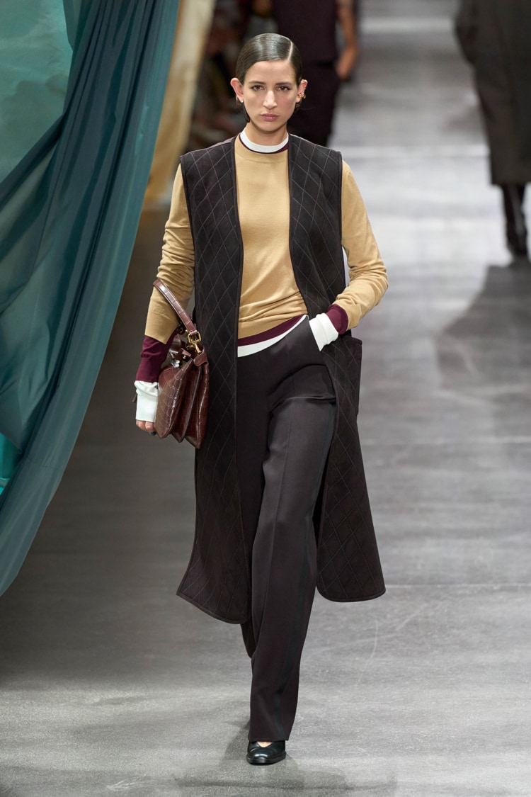 FENDI 2024-25 AUTUMN WINTER_032