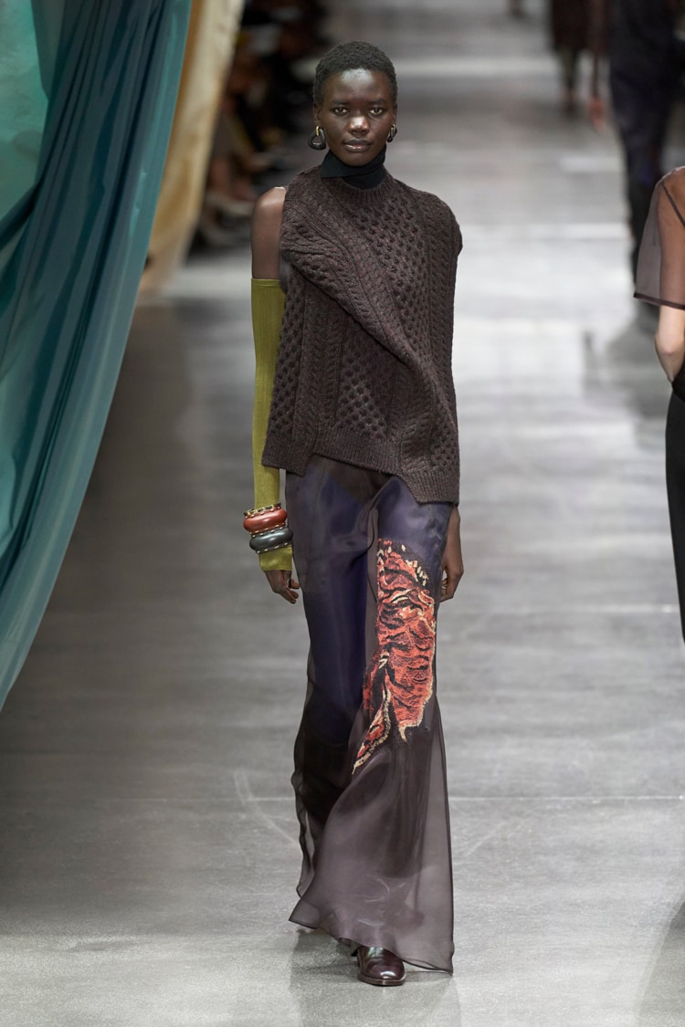 FENDI 2024-25 AUTUMN WINTER_053