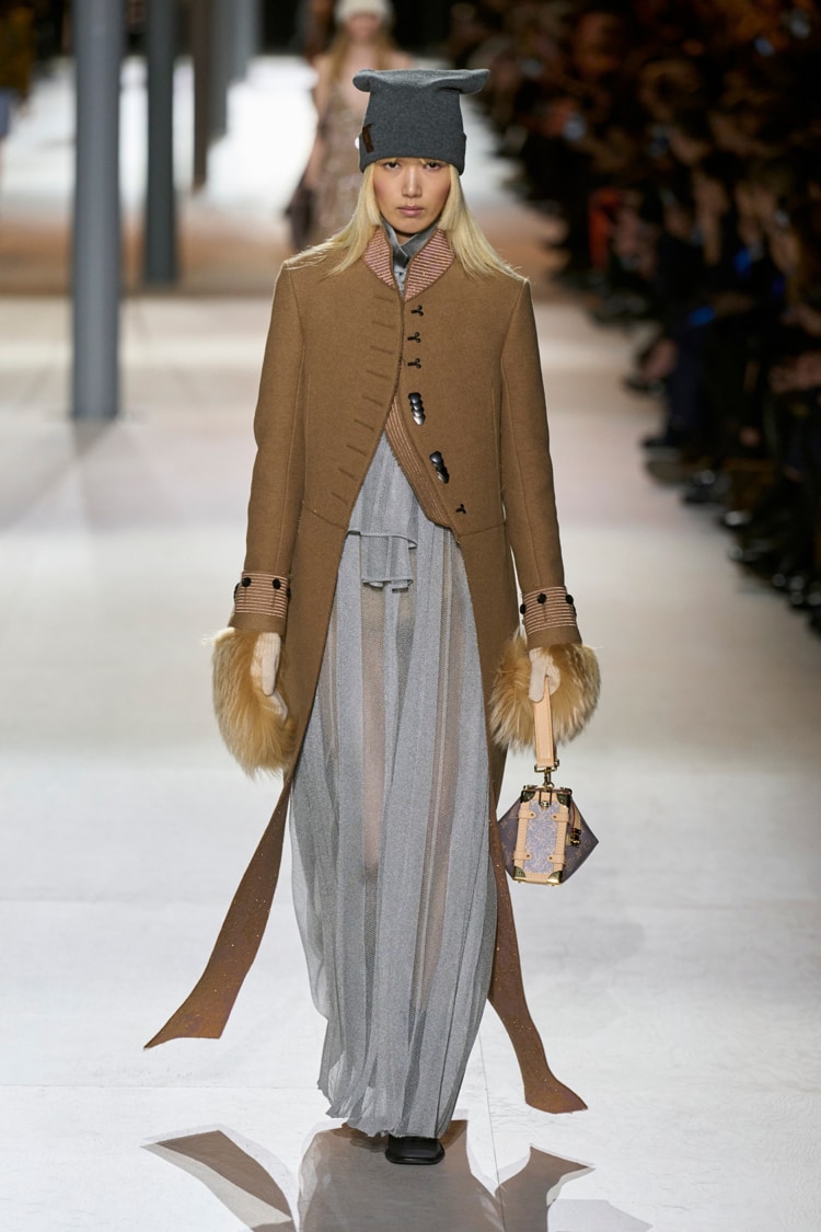 LOUIS VUITTON 2024-25 AUTUMN WINTER_053