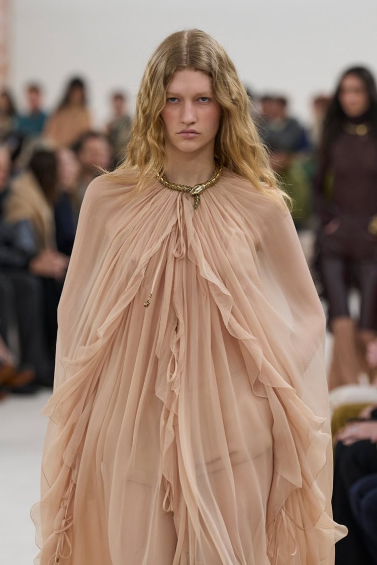 Chloé 2024-25 AUTUMN WINTER_016