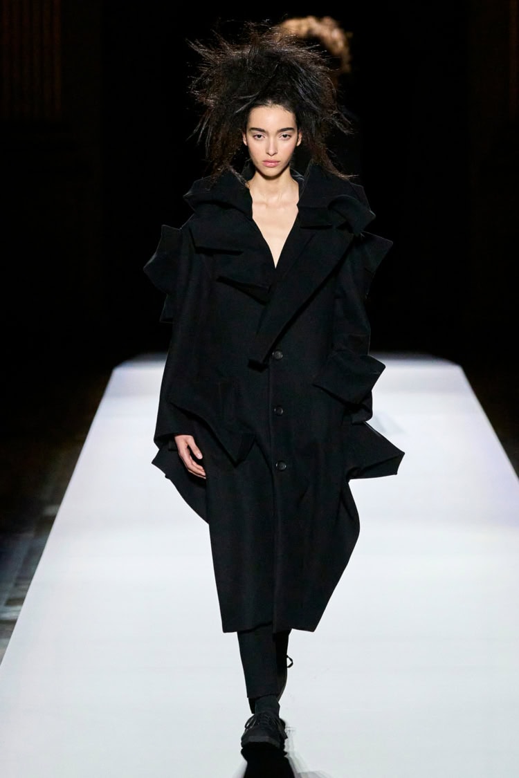 Yohji Yamamoto 2024-25 AUTUMN WINTER_013