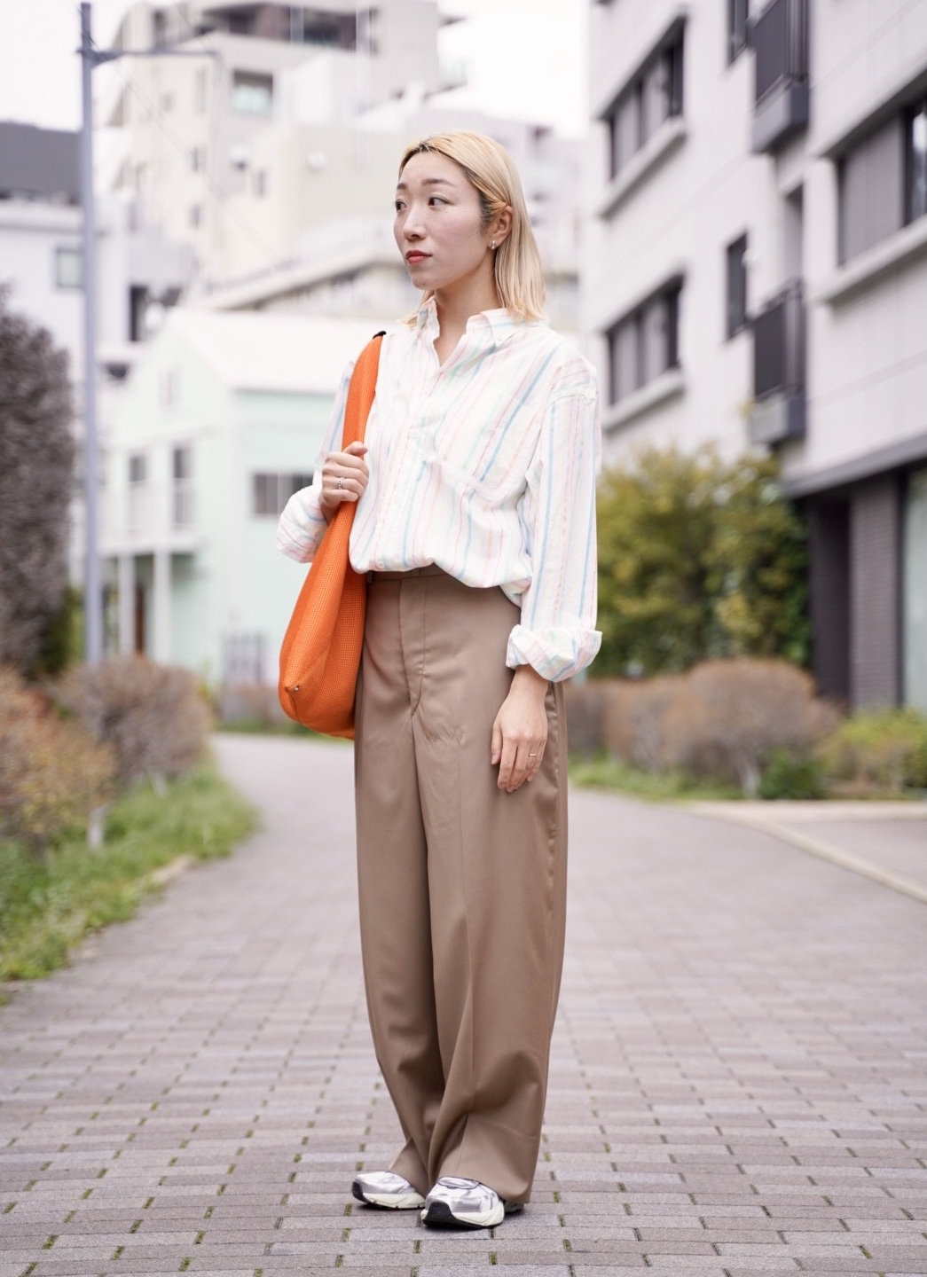 メンズ服をお直しして堪能。蛍光色のストライプシャツが新鮮【365 DAYS 