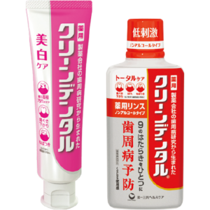 左から：クリーンデンタル 美白ケア ［医薬部外品］ 100g ¥1,452、同 薬用リンス トータルケア ノンアルコールタイプ ［医薬部外品］ 450mL ¥968※共に編集部調べ（共に第一三共ヘルスケア）