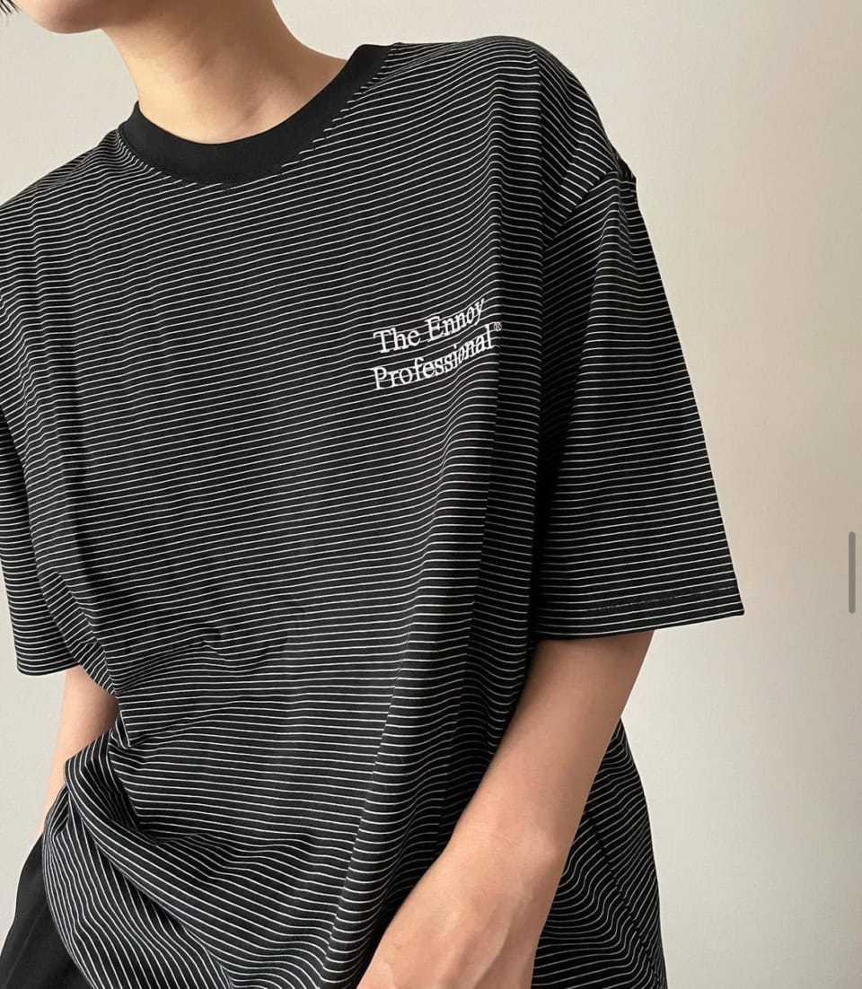 エンノイのTシャツ