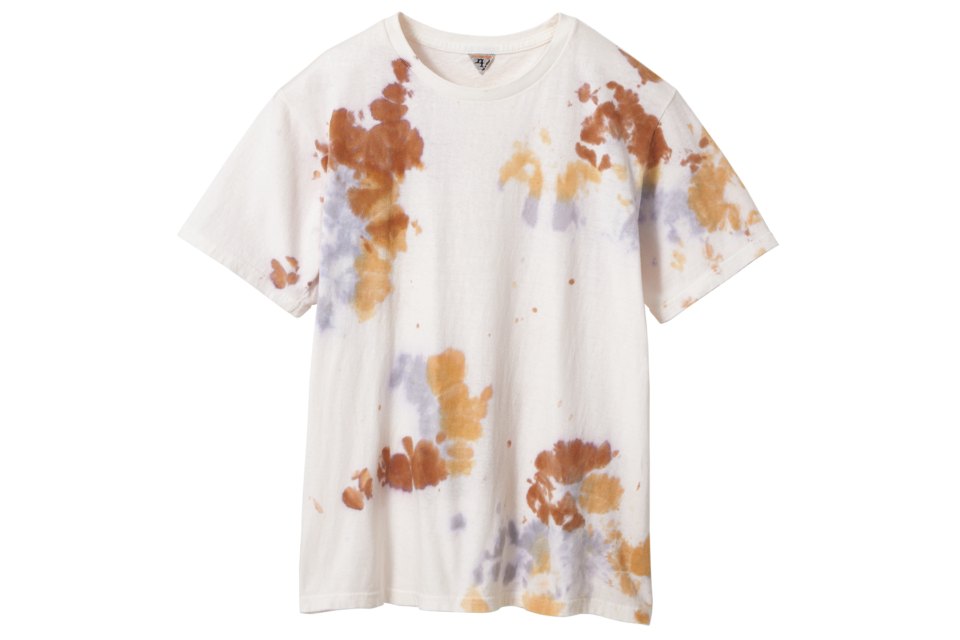 ニュアンスカラーがいい感じ♡ タイダイカゴ染めTシャツ¥15,400（フィルメランジェ）