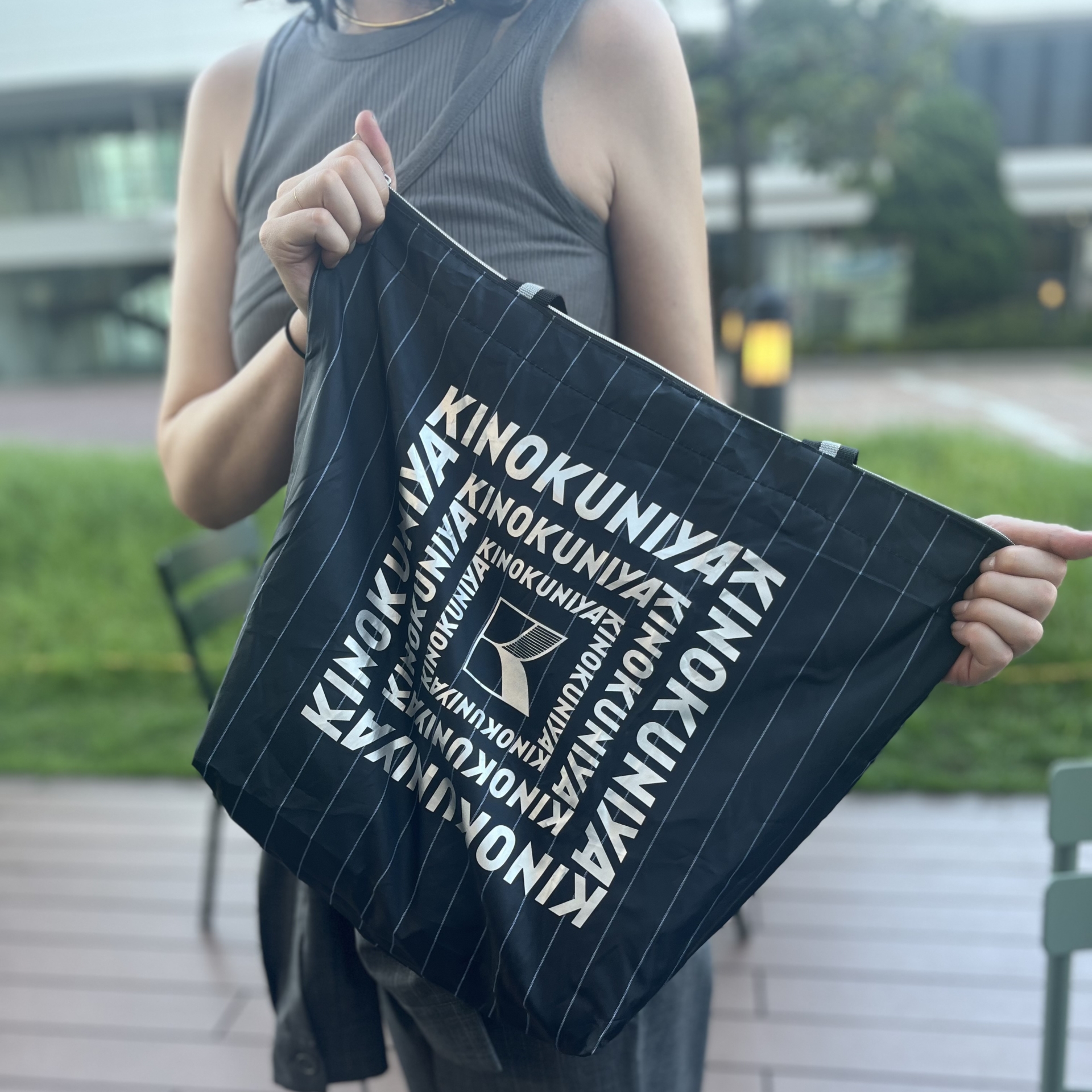 オトナミューズ付録のショッピングバッグが、機能もデザインも理想的