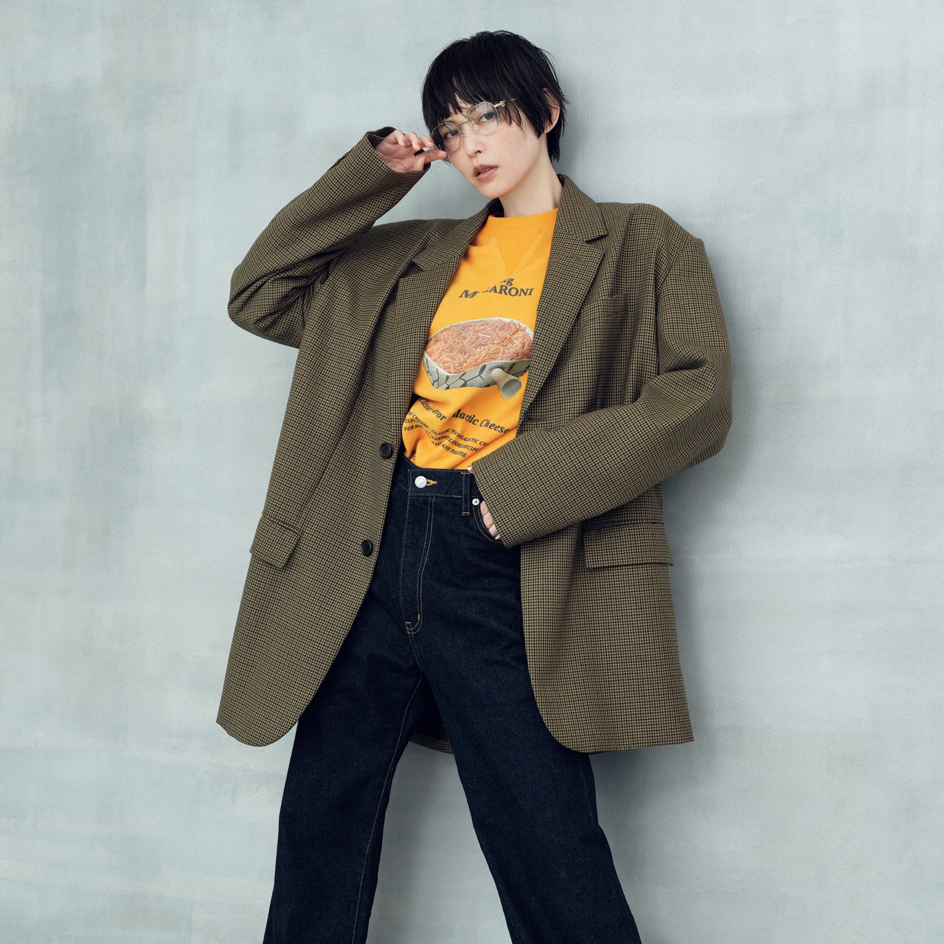 【大人なカジュアルコーデ】DIOR フレアジーンズ KIMAWASHI_HIRUYU_02_day_samune
