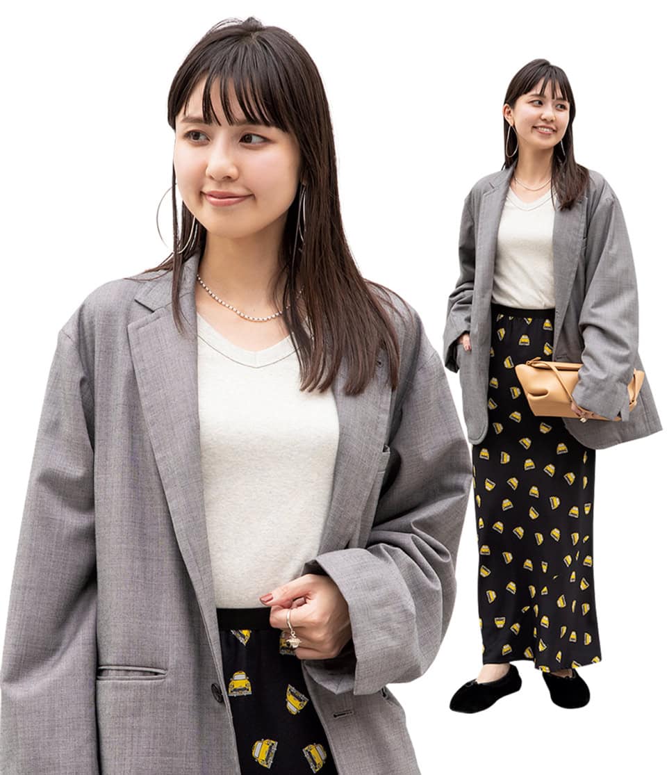 「キャッチーなスカート」でジャケットスタイルがグッと華やかに【白野あゆみさんの私服スナップ】　